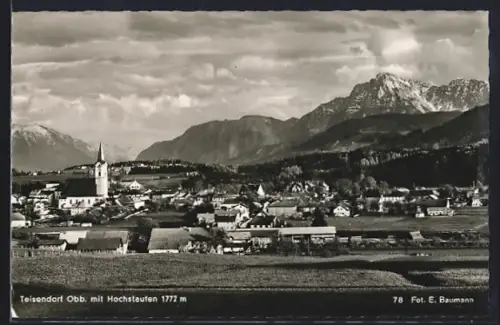 AK Teisendorf /Obb., Ortsansicht mit Kirche und Hochstaufen