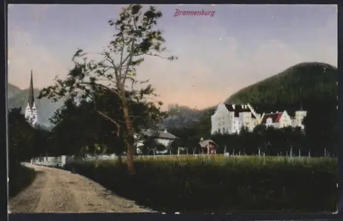 AK Brannenburg, Ortsansicht vom Weg aus