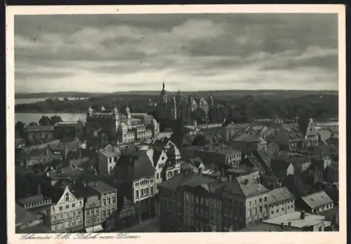 AK Schwerin / Mecklenburg, Schloss, Blick vom Dom