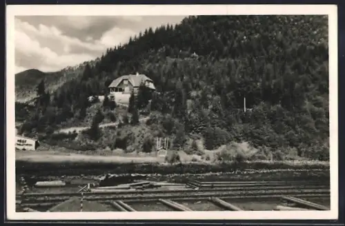 AK Bustyaházai osztály, Turbacil menedékhaz