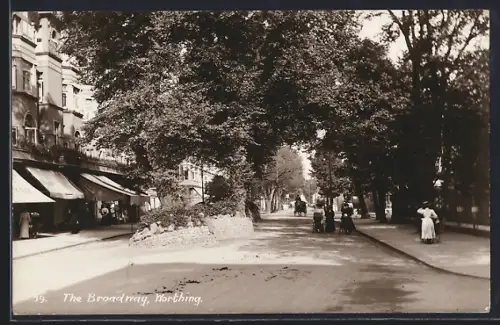 AK Worthing, The Broadway