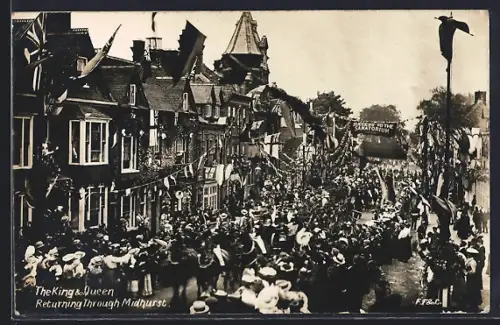 AK Midhurst, The King & Queen returning through Midhurst