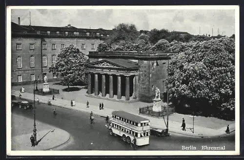 AK Berlin, Ehrenmal Unter den Linden