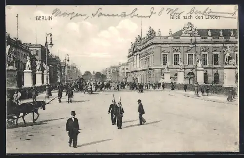 AK Berlin, Unter den Linden mit Zeughaus