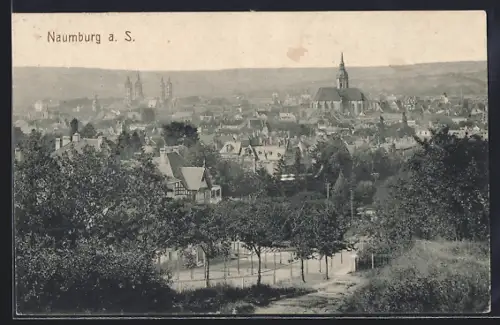 AK Naumburg a. S., Ortsansicht Mit Kirche und Fachwerk