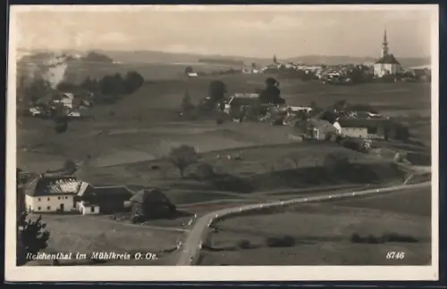 AK Reichenthal im Mühlkreis, Gesamtansicht mit Strasse aus der Vogelschau