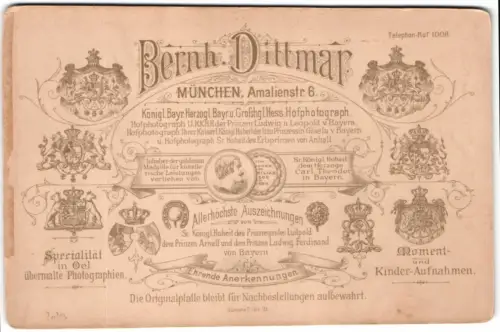 Fotografie Bernh. Dittmar, München, Amalienstr. 6, kgl. bayerische Wappen und Anschrift des Fotografen