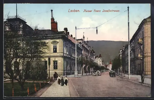 AK Loeben, Kaiser Franz Josefsstrasse, Kirche, Kutsche und Automobil
