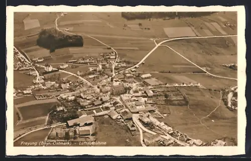 AK Freyung /Bayr. Ostmark, Luftaufnahme des Ortes