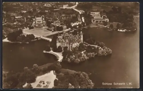 AK Schwerin i. M., Luftaufnahme des Ortes