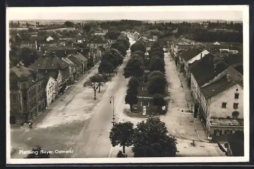 AK Plattling /Bayer. Ostmark, Hauptstrasse, Strassenzug, Ortsansicht