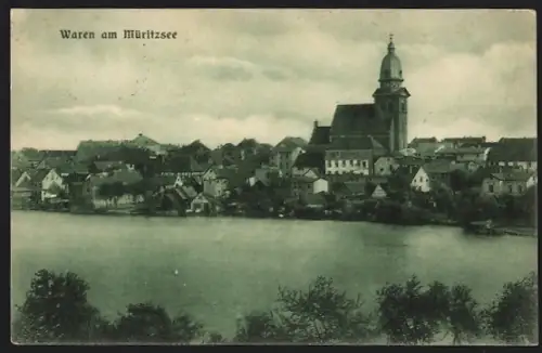 AK Waren i. Mecklbg., Stadtansicht mit Kirche
