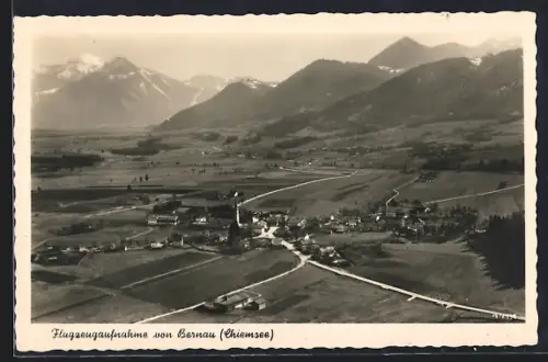 AK Bernau /Chiemsee, Gesamtansicht vom Flugzeug aus