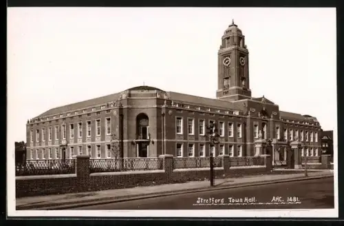 AK Stretford, Town Hall