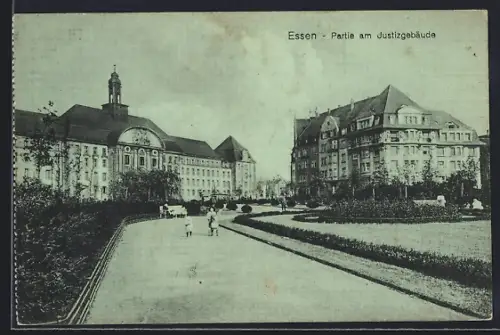 AK Essen / Ruhr, Partie am Justizgebäude