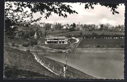 AK Sorpesee /Sauerland, Bootshaus des Landessportbundes Nordrhein-Westfalen, Seeufer