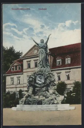 AK Sondershausen / Thüringen, Denkmal auf dem Marktplatz