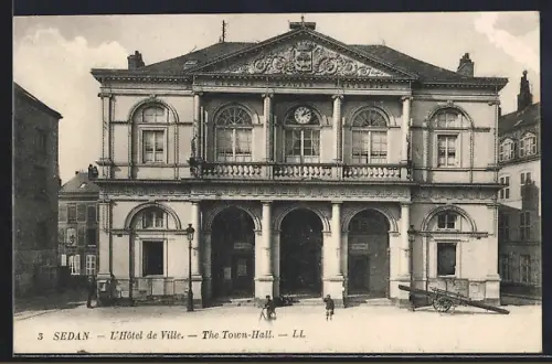 AK Sedan, L`Hôtel de Ville