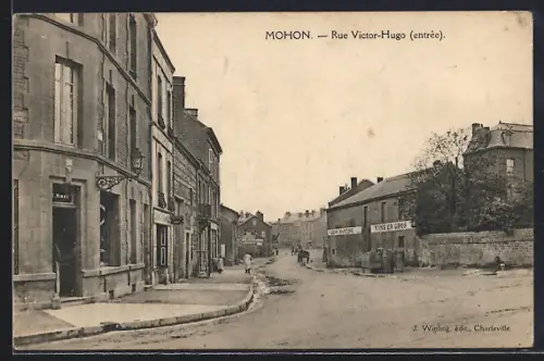 AK Mohon, Rue Victor-Hugo, entrée