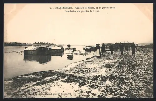 AK Charleville, Inondation du quartier de Tivoli lors de la crue de la Meuse, 23-25 janvier 1910