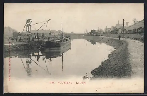 AK Vouziers, Le Port et ses berges paisibles