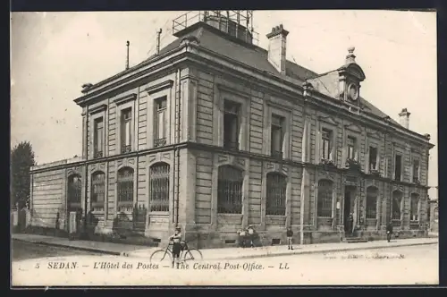 AK Sedan, L`Hôtel des Postes