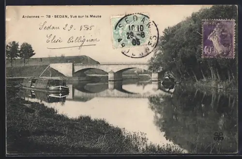 AK Sedan /Ardennes, Vue sur la Meuse avec pont et péniches