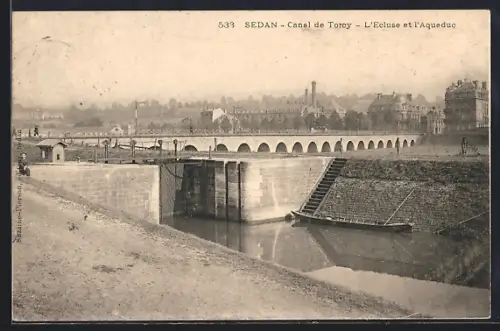 AK Sedan, Canal de Torcy, L`Écluse et l`Aqueduc