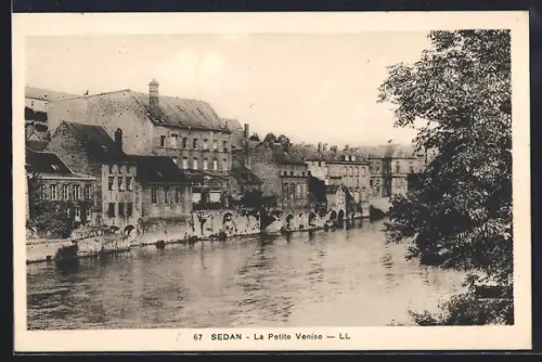 AK Sedan, La Petite Venise avec vue sur la rivière et les maisons historiques