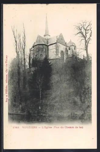 AK Vouziers, L`Eglise, Vue du Chemin de fer
