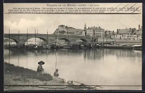 AK Givet, Vallée de la Meuse, Le Pont et vue sur la ville avec pêcheurs au bord de l`eau