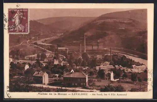 AK Lavaldieu, Vallée de la Meuse, Au fond, les 4 Fils Aymond
