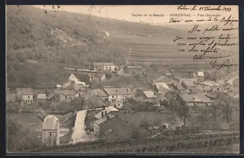 AK Sorendal, Vallée de la Semois, Vue générale du village et des collines environnantes