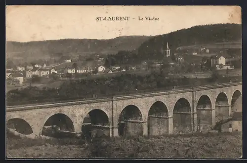 AK St-Laurent, Le Viaduc et panorama du village en arrière-plan
