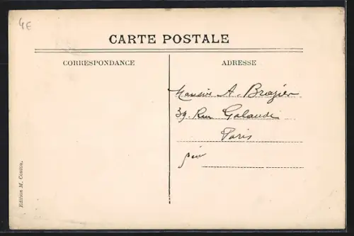 AK Palavas, Promenade en mer avec bateau et spectateurs sur la jetée