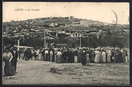 AK Cette, La Corniche avec foule en promenade
