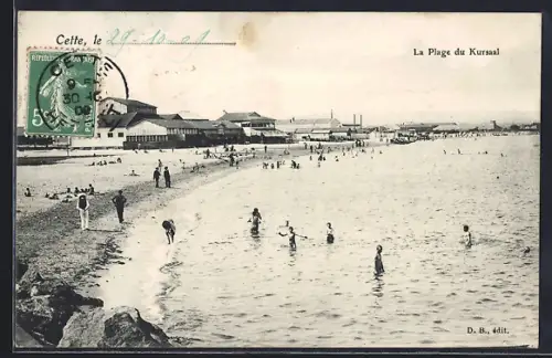 AK Cette, La Plage du Kursaal, vue animée des baigneurs et bâtiments en bord de mer
