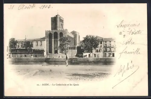 AK Agde, La Cathédrale et les Quais