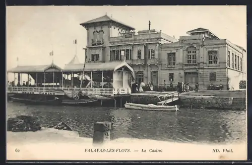 AK Palavas-les-Flots, Le Casino et embarcations au bord du canal