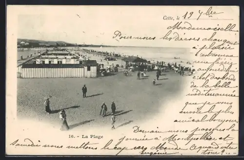 AK Cette, La Plage avec promeneurs et cabines de bain en bord de mer