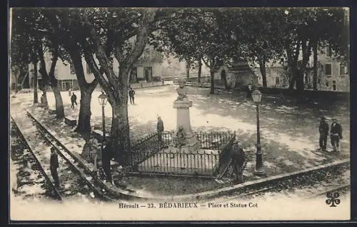 AK Bédarieux /Hérault, Place et Statue Cot