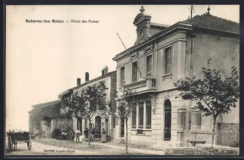 AK Balaruc-les-Bains, Hôtel des Postes et scène de rue animée