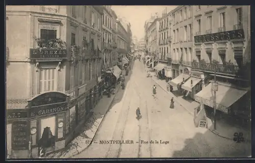 AK Montpellier, Rue de la Loge animée avec passants et boutiques