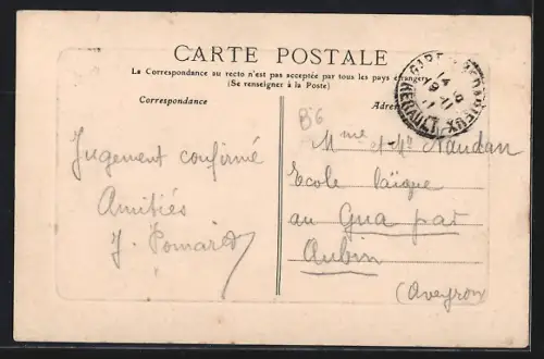 AK Bédarieux, Pont Vieux et vue sur les bâtiments environnants