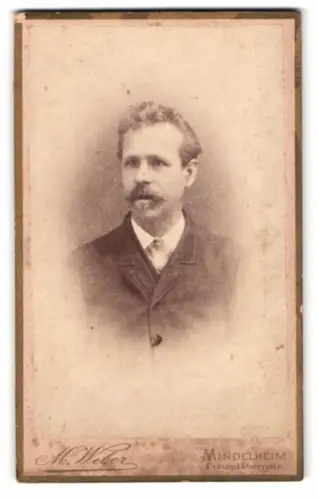Fotografie M. Weber, Mindelheim, Freundsbergstrasse, Porträt eines Mannes mit Schnurrbart