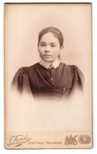 Fotografie C. Kohler, Stuttgart, Friedrichstrasse 32, Porträt einer jungen Frau
