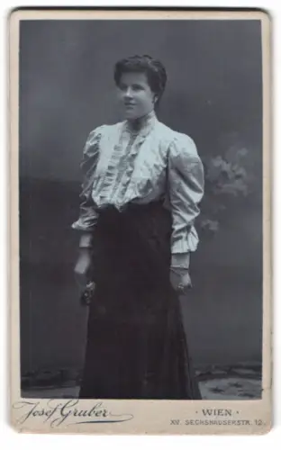 Fotografie Josef Gruber, Wien, Sechshauserstrasse 12, Porträt einer Frau