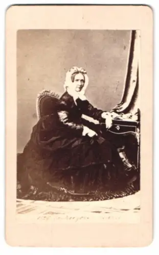 Fotografie Portrait Sophie Friederike von Bayern, Grossherzogin von Österreich, Frau von Franz Karl von Österreich