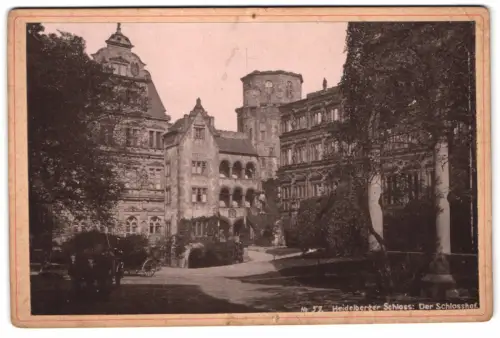 Fotografie unbekannter Fotograf, Ansicht Heidelberg, der Schlosshof