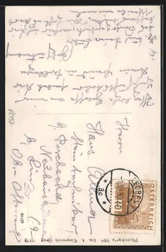 AK Leoben, Strassenpartie an der Stadtpfarrkirche